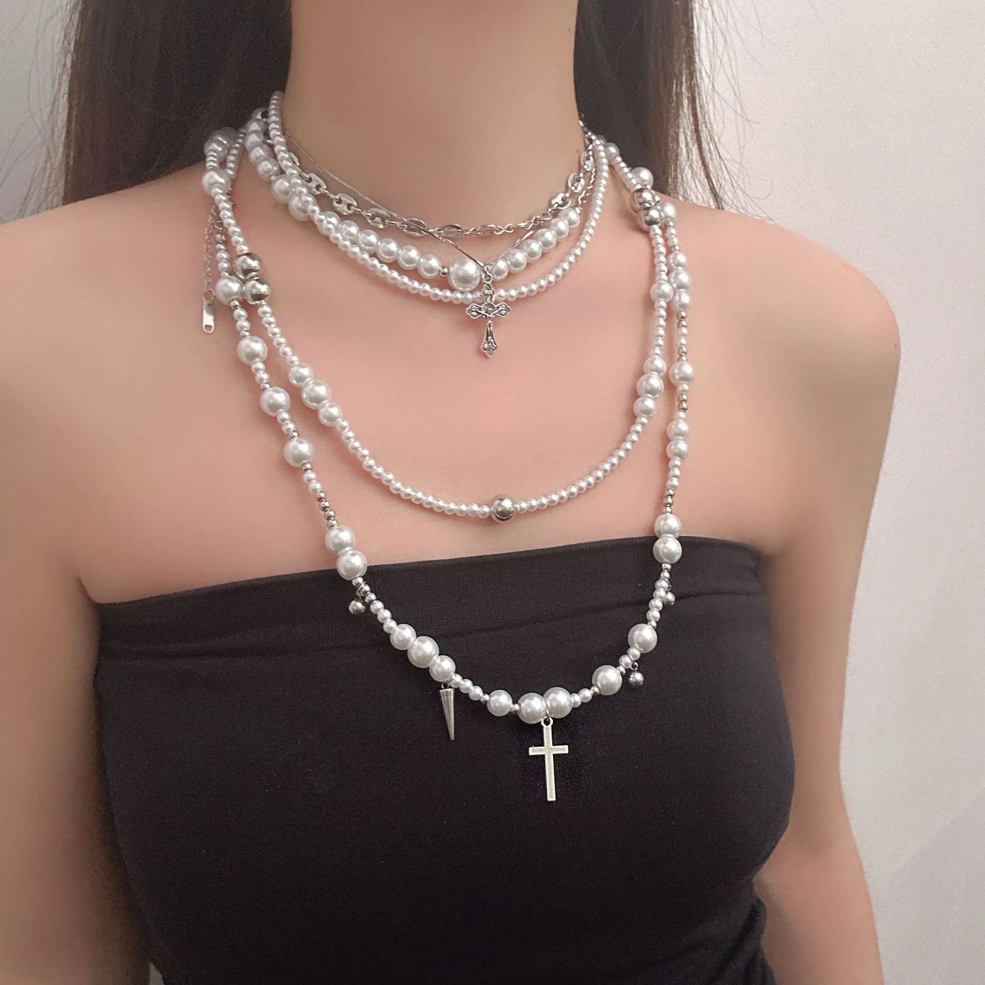 Witching-hour! Multilayered Pearl Necklace - Image 9