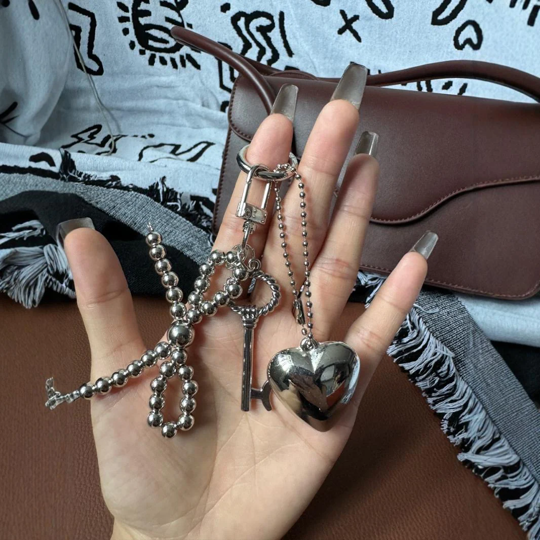 Y2K Baddie Bow Bag Charm - Image 5